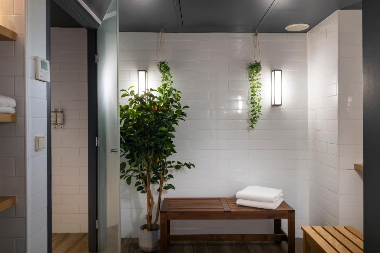 Les Matins De Paris & Spa Exterior photo