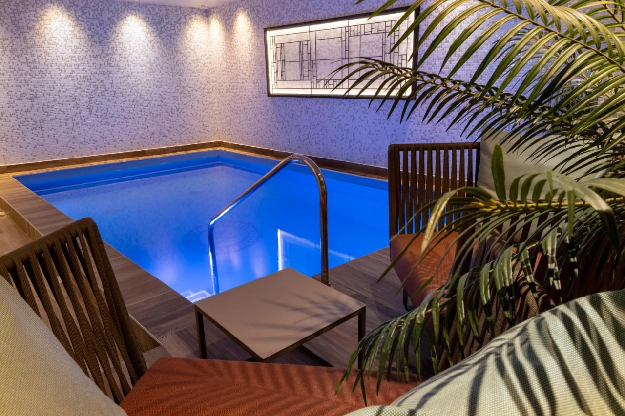 Les Matins De Paris & Spa Exterior photo