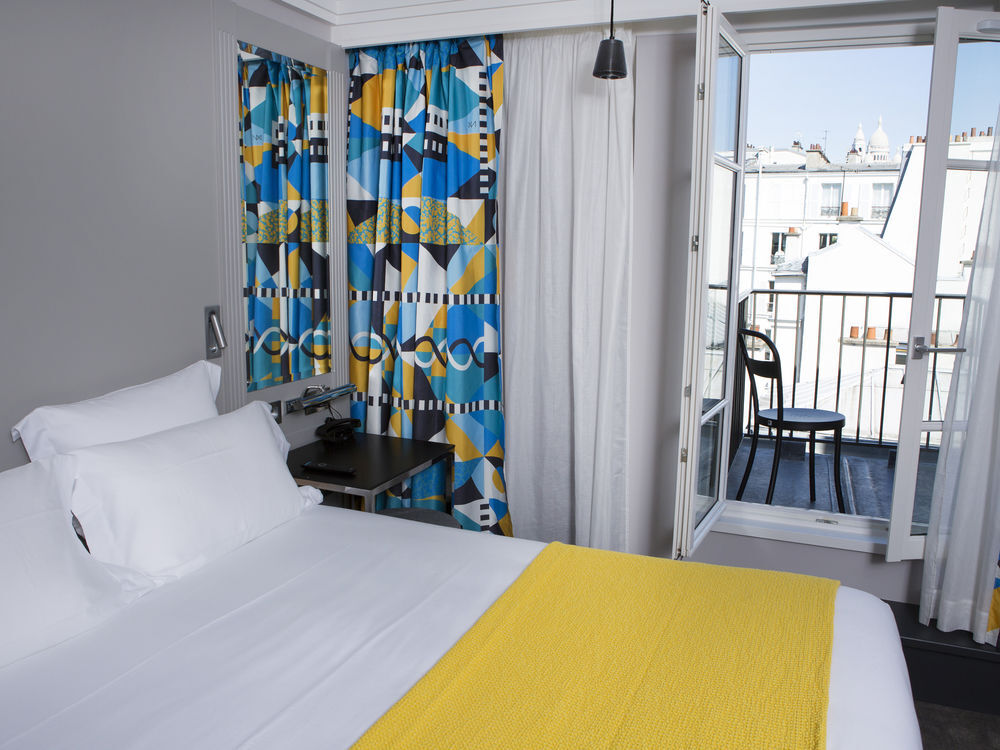 Les Matins De Paris & Spa Exterior photo